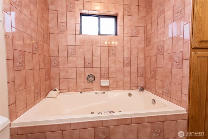 Property photo for 1320 E 4th Street, Port Angeles photo 18