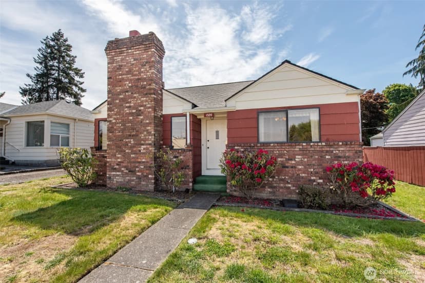 Property photo for 1320 E 4th Street, Port Angeles