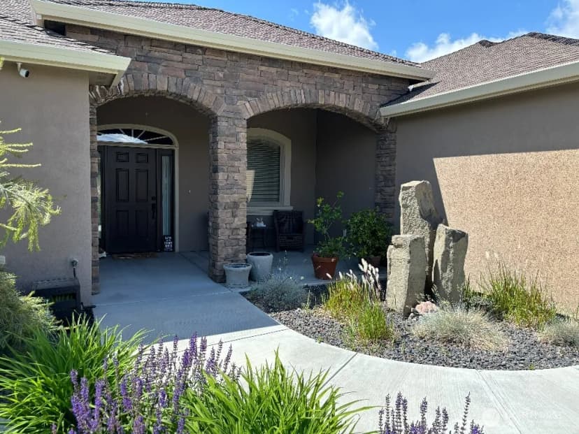 Property photo for 2702 N Levi Street, Kennewick photo 4