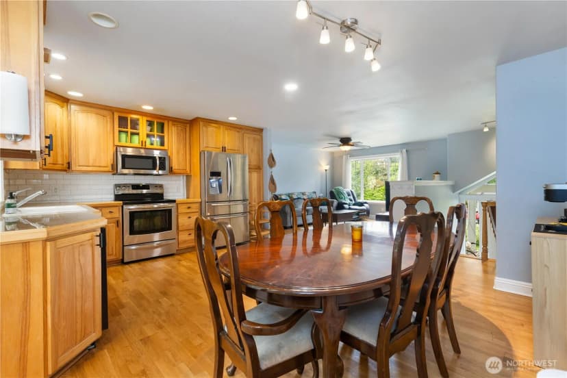 Property photo for 15705 97th Ave Ct E, Puyallup photo 8