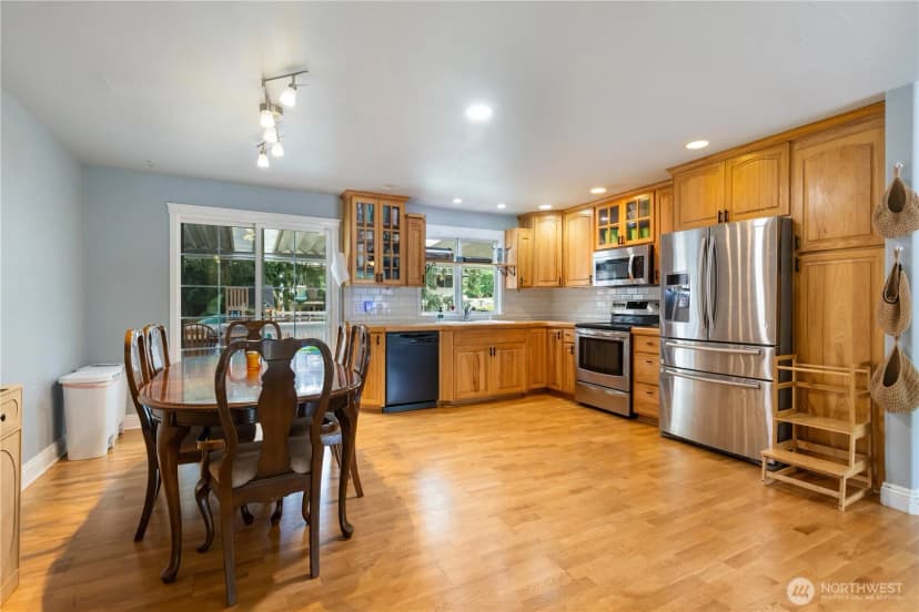 Property photo for 15705 97th Ave Ct E, Puyallup photo 6