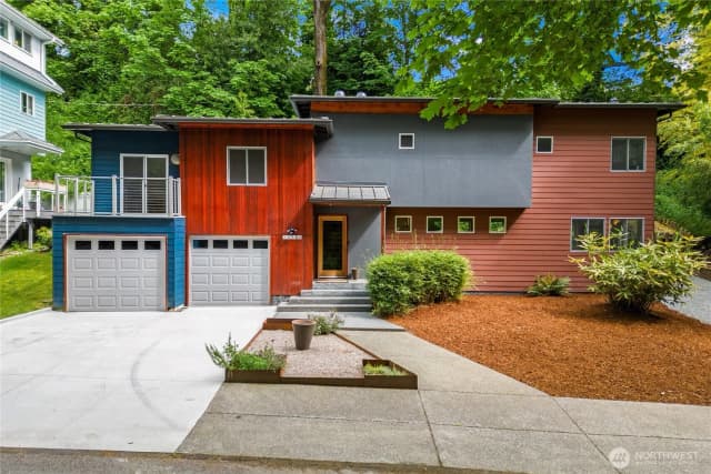 Property photo for 11130 Seola Beach Drive Sw, Seattle