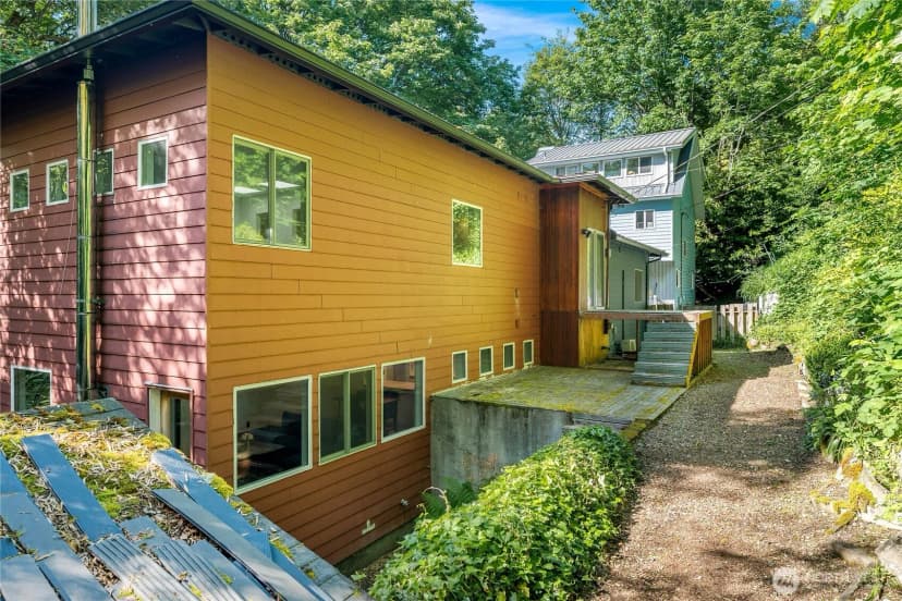 Property photo for 11130 Seola Beach Drive Sw, Seattle photo 33