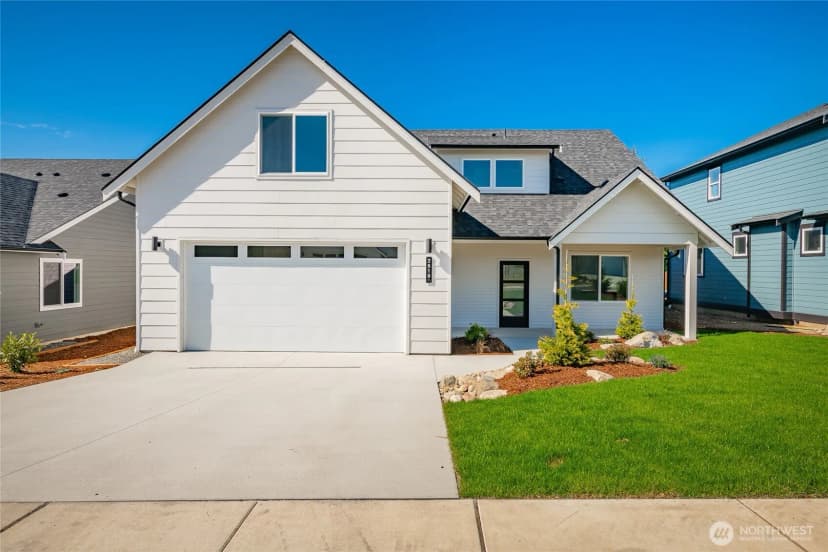 Property photo for 2818 Hazelwood Drive, Blaine