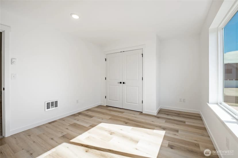 Property photo for 2818 Hazelwood Drive, Blaine photo 33