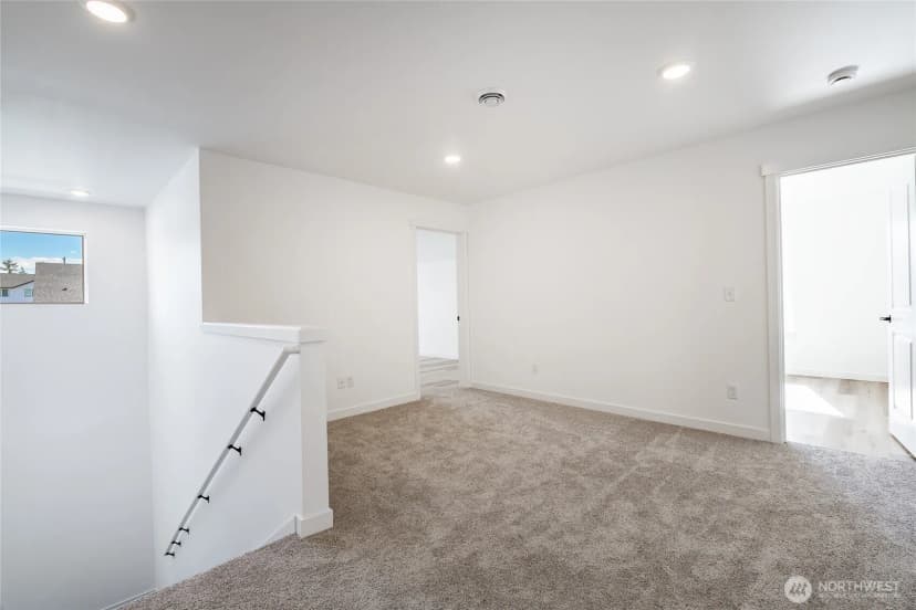 Property photo for 2818 Hazelwood Drive, Blaine photo 29