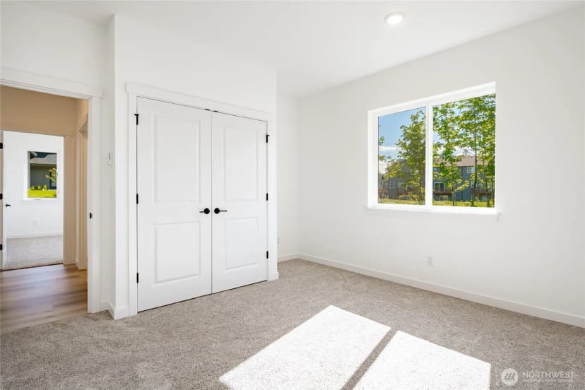 Property photo for 2806 Hazelwood Drive, Blaine photo 8