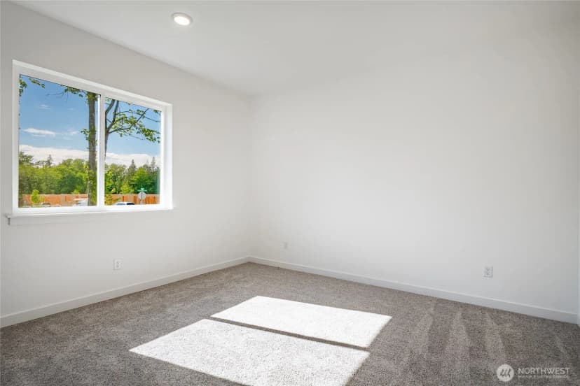 Property photo for 2806 Hazelwood Drive, Blaine photo 7