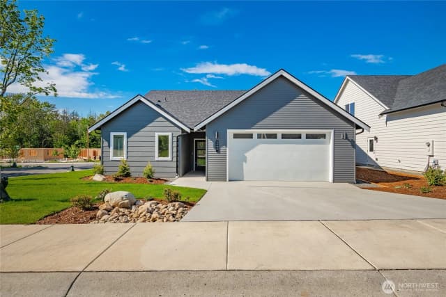 Property photo for 2806 Hazelwood Drive, Blaine