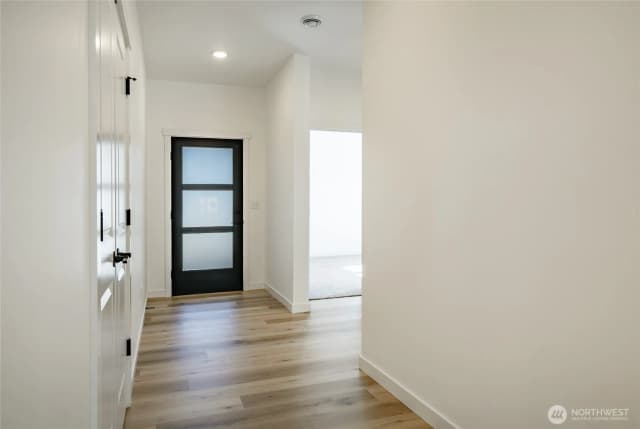 Property photo for 2806 Hazelwood Drive, Blaine photo 3