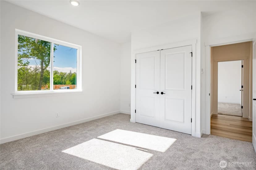 Property photo for 2806 Hazelwood Drive, Blaine photo 5