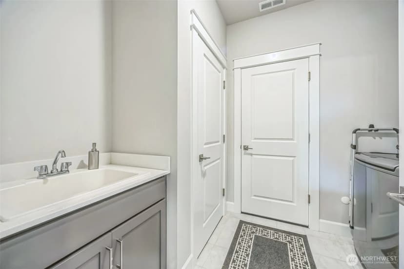 Property photo for 3110 Arrowroot Loop Se, Lacey photo 19