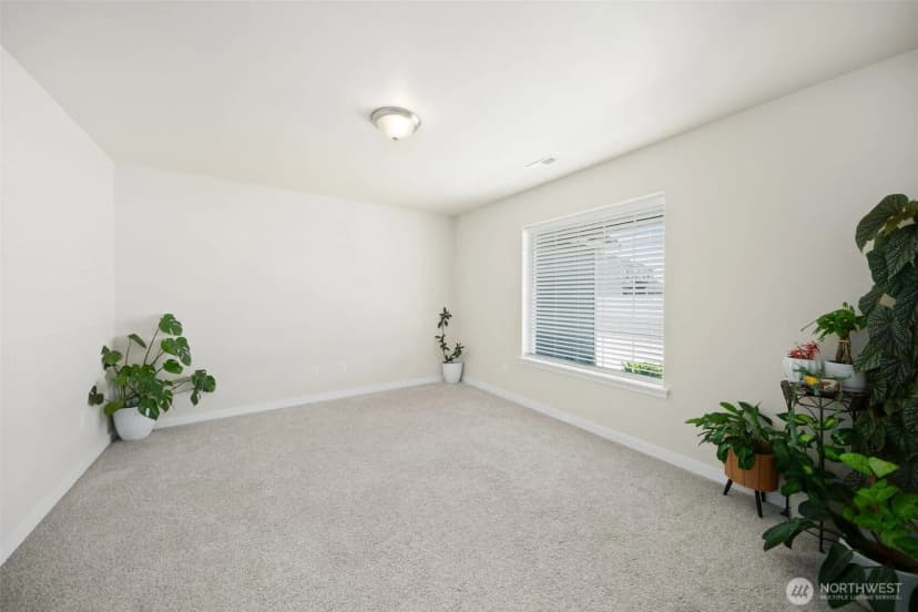 Property photo for 1620 2nd Ave Sw, Quincy photo 6