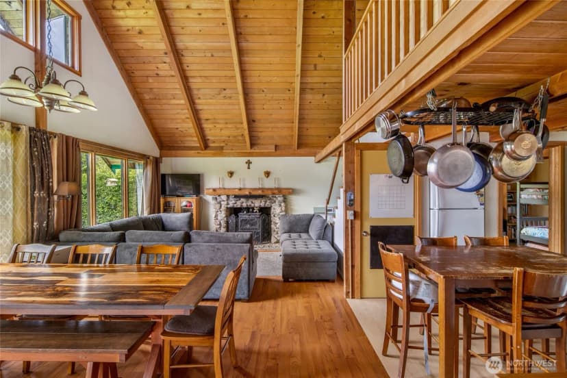Property photo for 375 De Haro Lane W, Friday Harbor photo 16