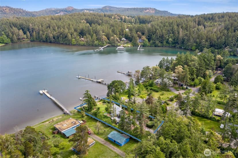 Property photo for 375 De Haro Lane W, Friday Harbor photo 4