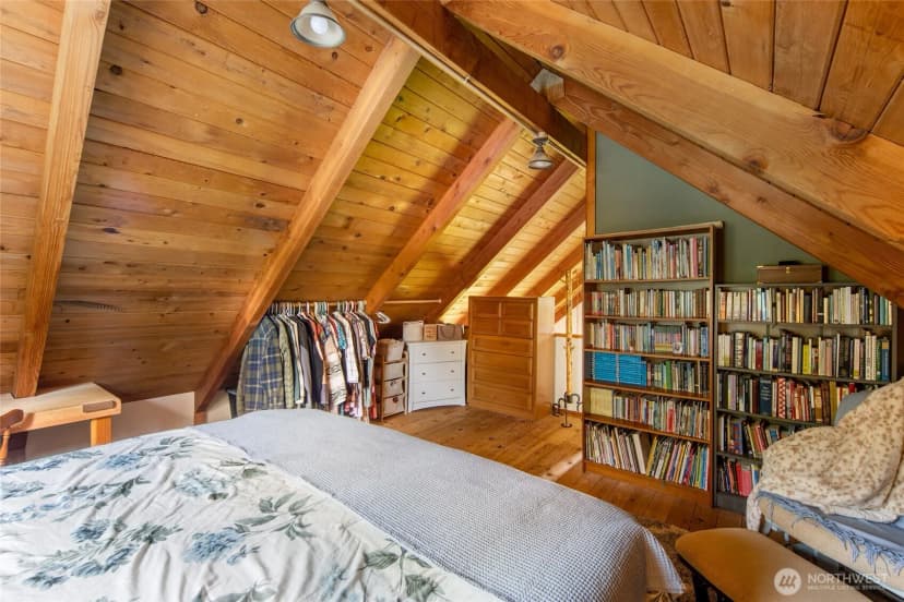 Property photo for 375 De Haro Lane W, Friday Harbor photo 22