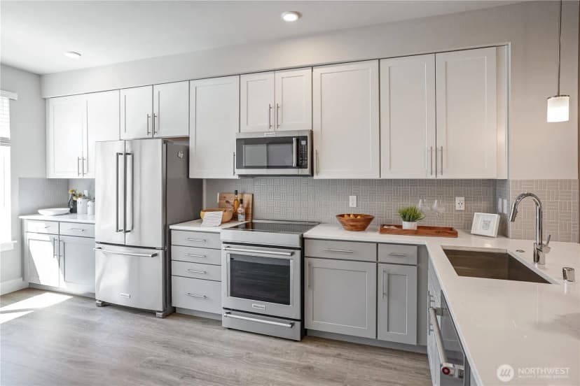 Property photo for 825 238th Place Se #d, Bothell photo 8