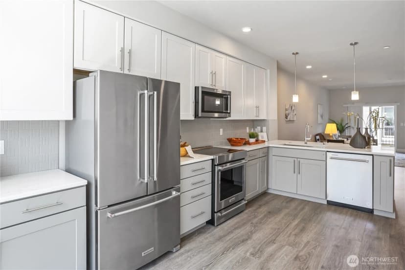 Property photo for 825 238th Place Se #d, Bothell photo 9