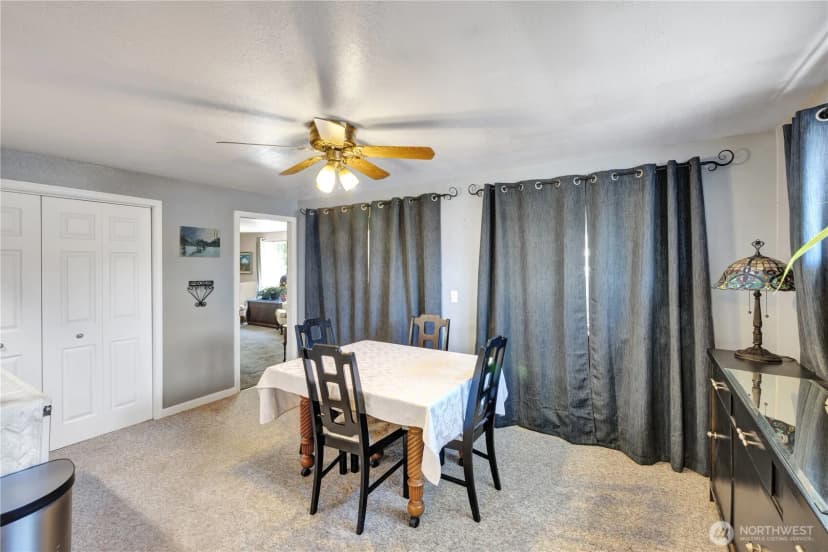 Property photo for 10208 Sw 28th Ave, Seattle photo 6