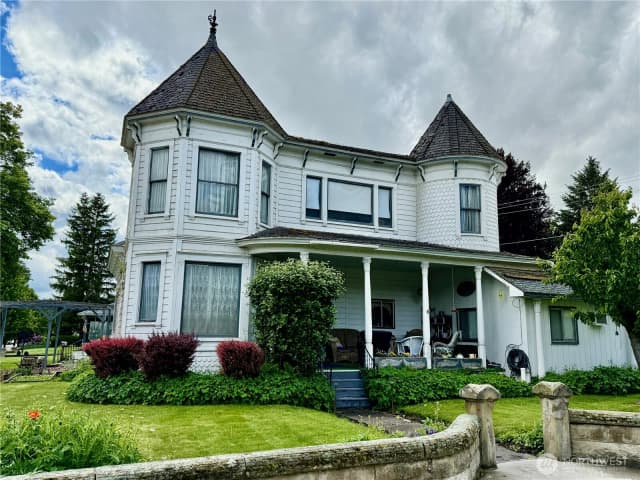 Property photo for 303 307 N 3rd Street, Dayton