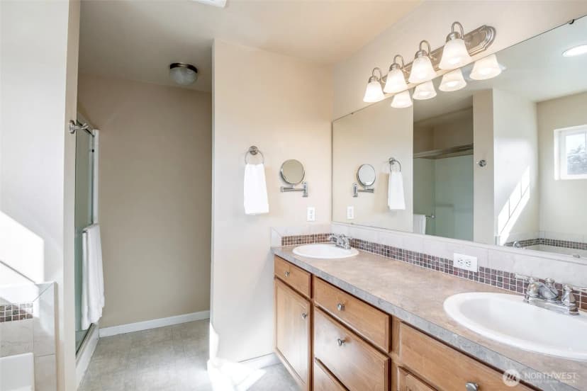 Property photo for 7628 Kodiak Avenue Ne, Lacey photo 17