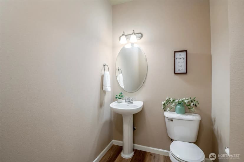 Property photo for 7628 Kodiak Avenue Ne, Lacey photo 6