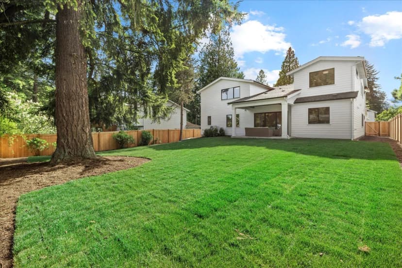 Property photo for 11440 109th Avenue Ne, Kirkland photo 32