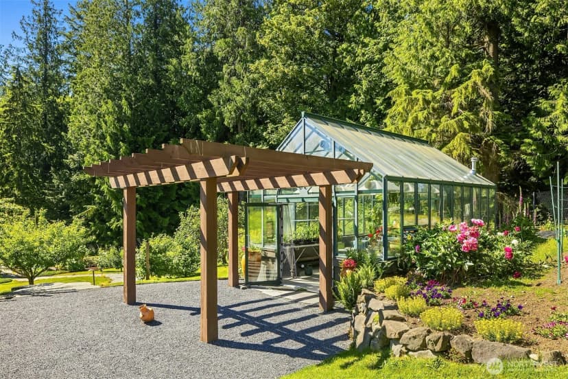 Property photo for 26970 Se Old Black Nugget Road, Issaquah photo 32