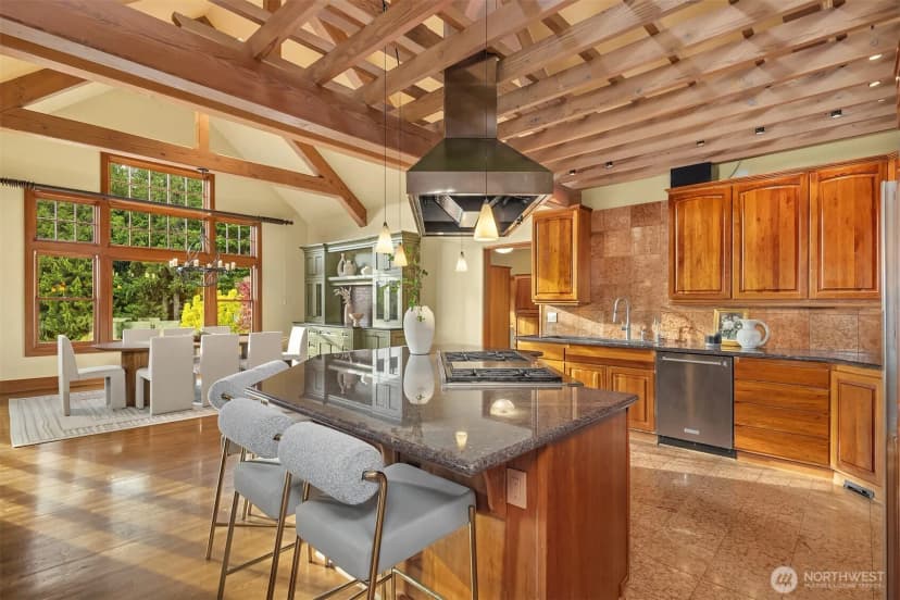 Property photo for 26970 Se Old Black Nugget Road, Issaquah photo 8