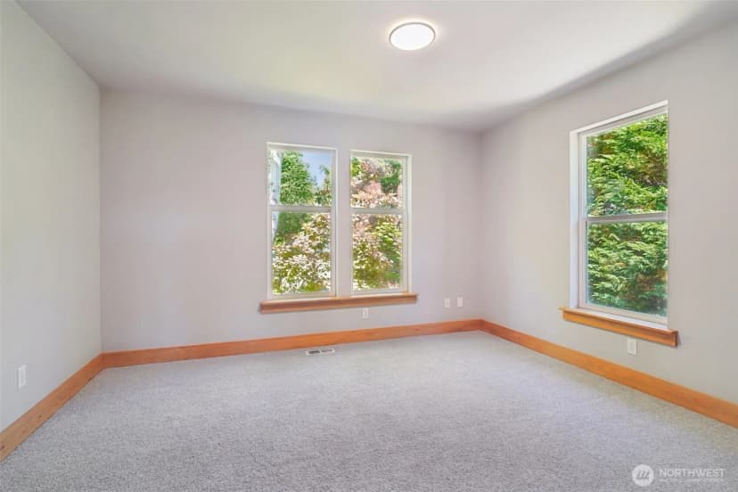 Property photo for 23623 20th Avenue W, Bothell photo 24