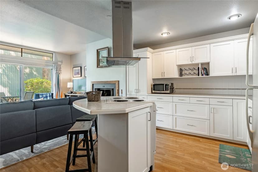 Property photo for 7806 Birch Bay Dr #1007, Blaine photo 8