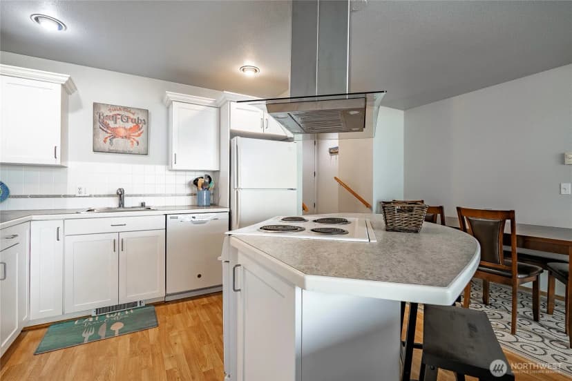 Property photo for 7806 Birch Bay Dr #1007, Blaine photo 10