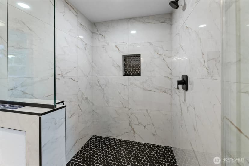 Property photo for 7409 Myers Road, Bonney Lake photo 34