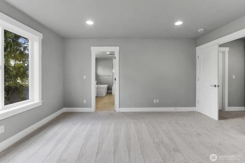 Property photo for 14127 15th Avenue W, Lynnwood photo 14