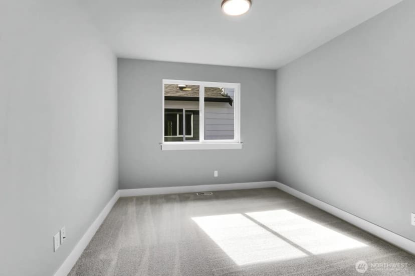 Property photo for 14127 15th Avenue W, Lynnwood photo 22