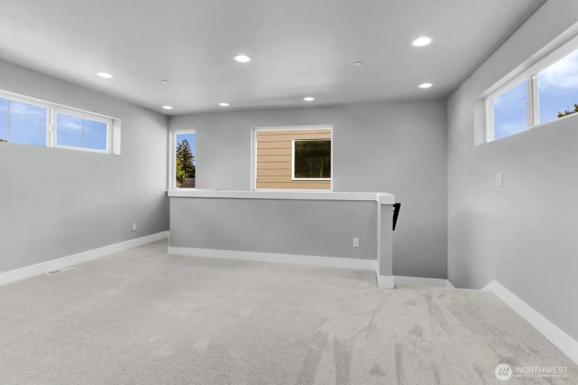 Property photo for 14127 15th Avenue W, Lynnwood photo 26
