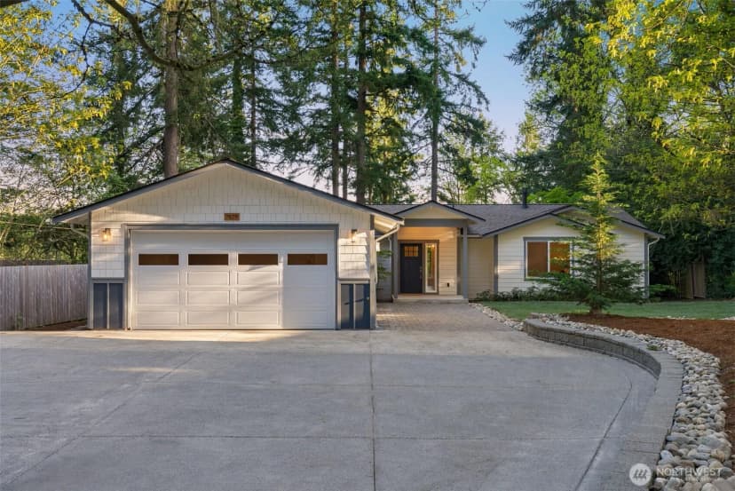 Property photo for 7429 Ne 129th Street, Kirkland photo 38