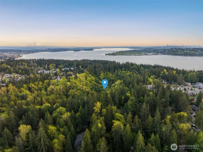 Property photo for 7429 Ne 129th Street, Kirkland photo 34