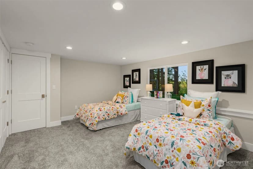 Property photo for 7429 Ne 129th Street, Kirkland photo 26