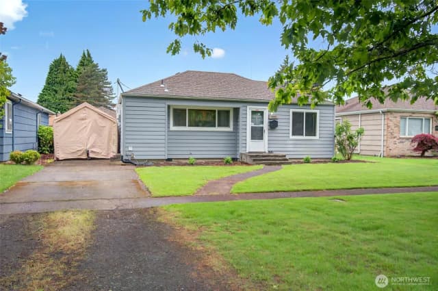 Property photo for 2938 Louisiana Street, Longview