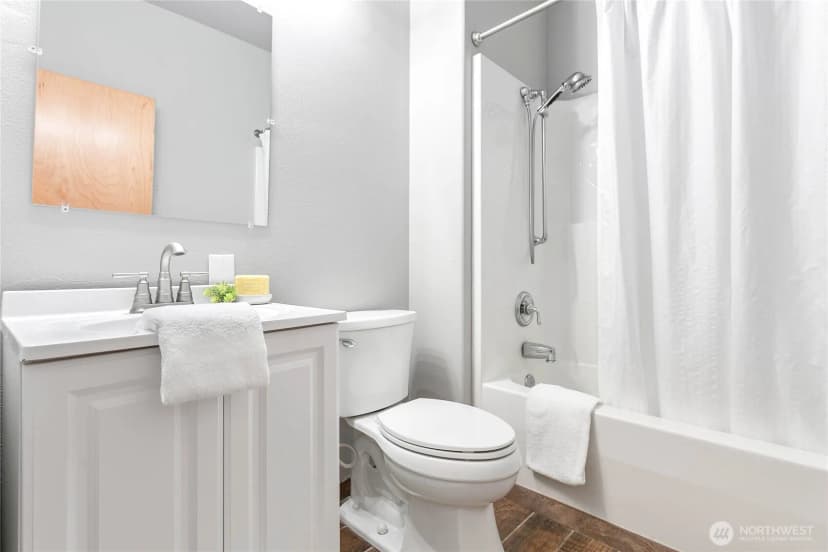 Property photo for 26 Inglewood Place, Bellingham photo 14