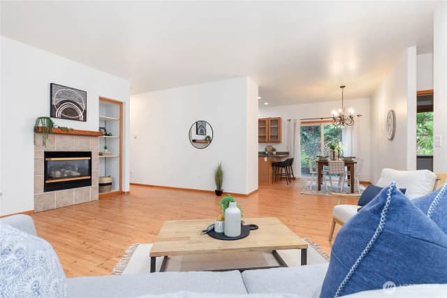 Property photo for 26 Inglewood Place, Bellingham photo 4