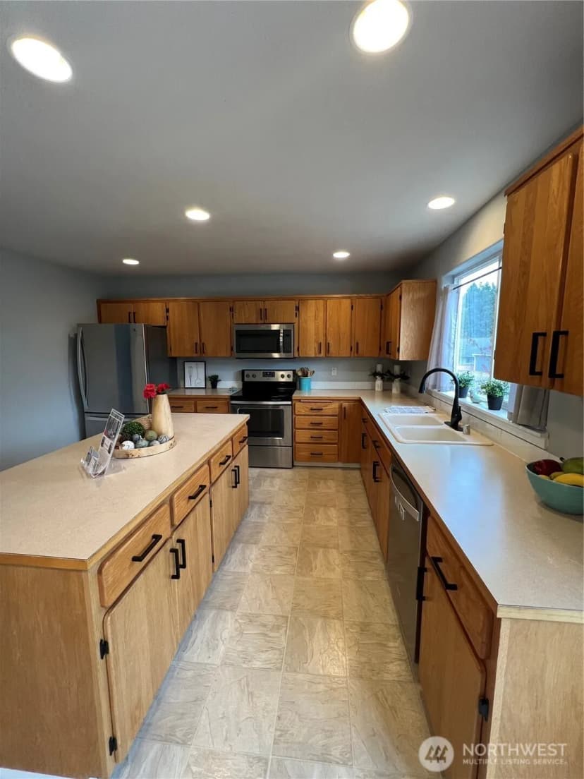 Property photo for 8618 196th Street Ct E, Spanaway photo 12