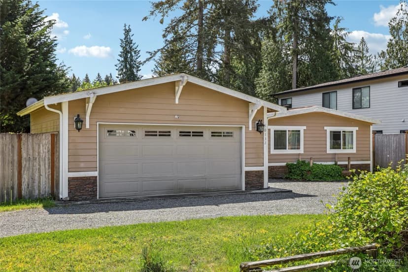 Property photo for 10132 228th Place Se, Woodinville photo 29