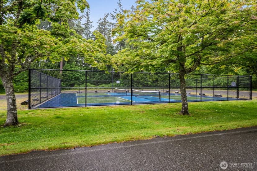 Property photo for 21711 Beachside Drive Se, Yelm photo 18