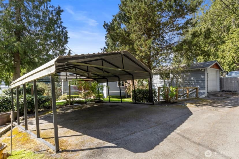Property photo for 13083 Lake Shore Drive Nw, Poulsbo photo 6