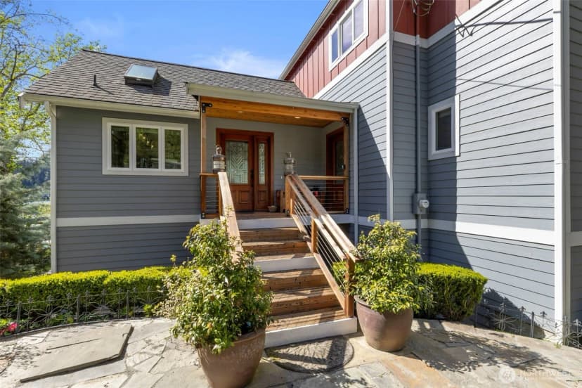 Property photo for 13083 Lake Shore Drive Nw, Poulsbo photo 8