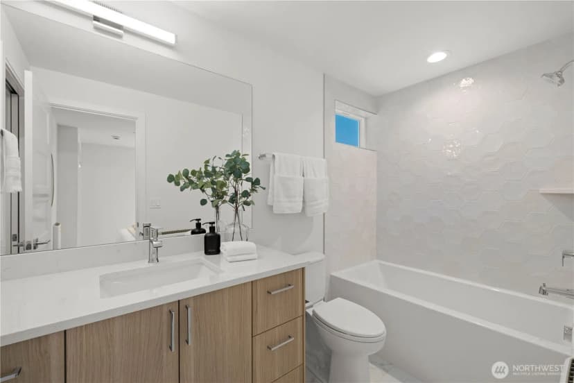 Property photo for 8303 B 12th Avenue Nw, Seattle photo 19