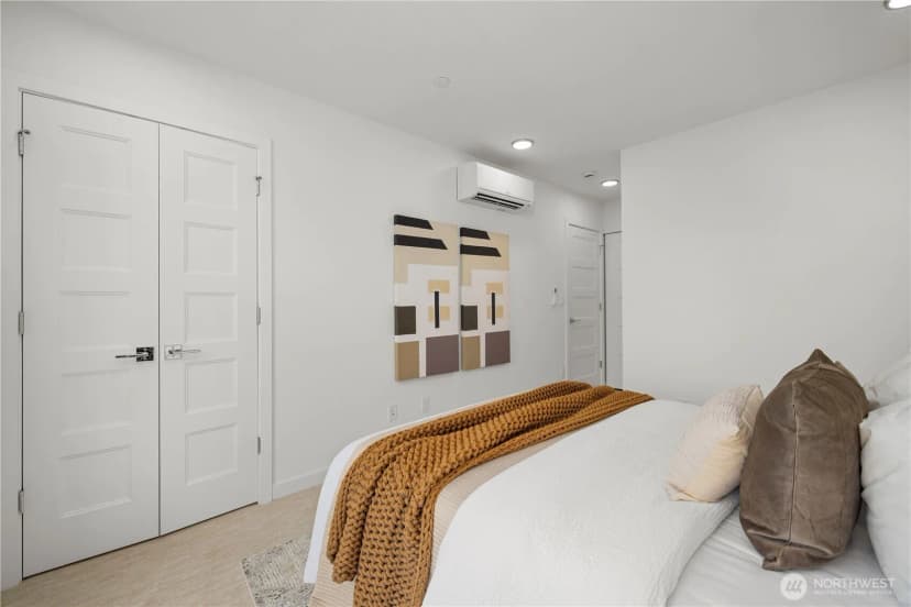 Property photo for 8303 B 12th Avenue Nw, Seattle photo 14
