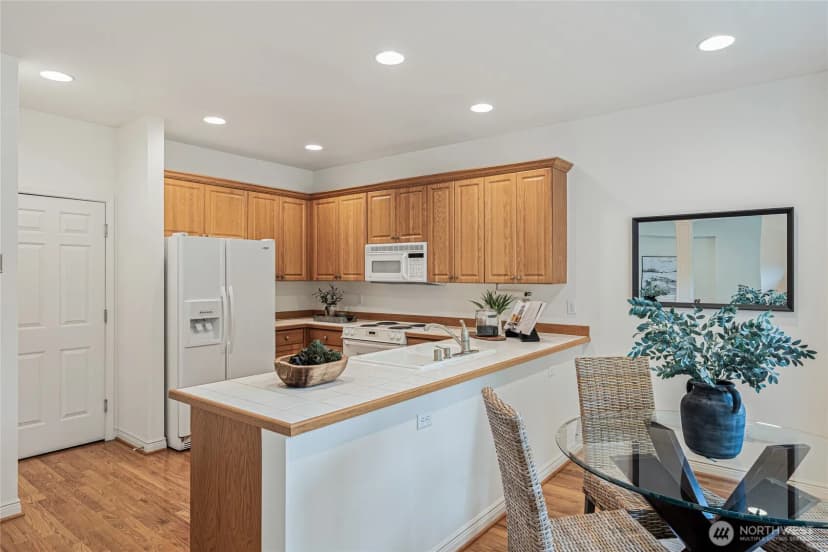 Property photo for 16306 18th Drive Se, Mill Creek photo 14